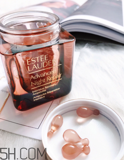 雅詩蘭黛安瓶膠囊好用嗎？雅詩蘭黛安瓶膠囊使用方法