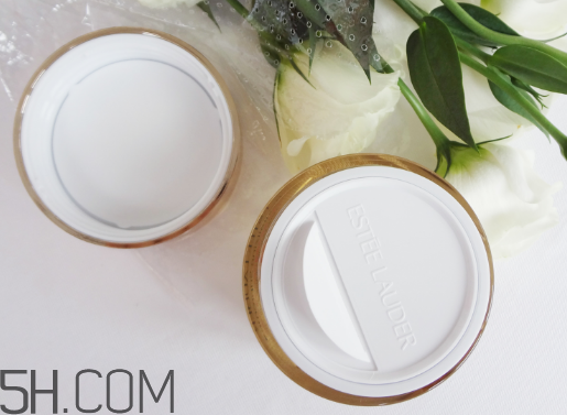 蘭蔻和雅詩蘭黛哪個好用？雅詩蘭黛萬能面霜測評