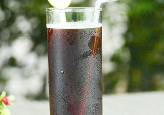 女生說(shuō)可樂(lè)是什么意思？女生說(shuō)請(qǐng)你喝可樂(lè)內(nèi)涵意思