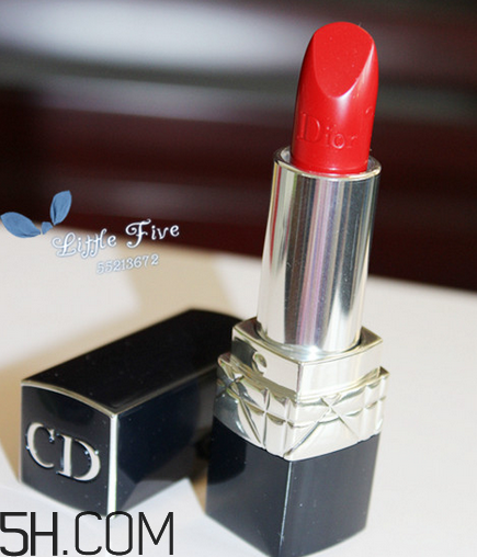 雅詩蘭黛和迪奧口紅哪個(gè)好用？雅詩蘭黛傾慕420口紅怎么樣？