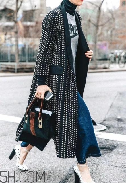闊腿褲配大衣好看嗎？冬天闊腿褲配大衣圖片