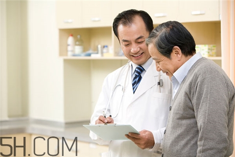 老花眼可以手術(shù)治療嗎？老花眼什么原因引起的？