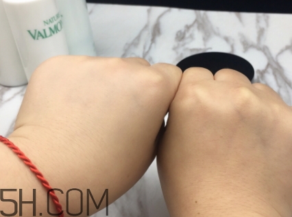 嬌蘭氣墊和阿瑪尼氣墊哪個好？