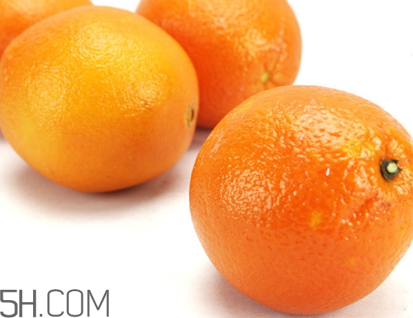 柳橙和臍橙有什么區(qū)別？橙子為什么叫柳丁