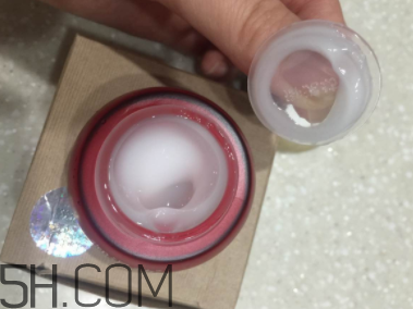 御泥坊紅石榴眼霜怎么樣？御泥坊紅石榴眼霜好用嗎？