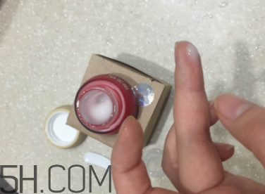 御泥坊紅石榴眼霜怎么樣？御泥坊紅石榴眼霜好用嗎？