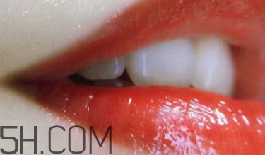 番茄色口紅是什么顏色？番茄色番茄紅口紅試色