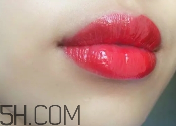 ?番茄紅口紅適合黃皮嗎？番茄紅口紅顯白嗎？