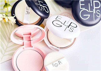 控油粉餅適合什么皮膚？eglips馬卡龍粉餅試色