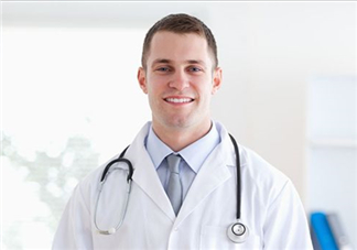 牙周炎跟腎虛有關(guān)系嗎？牙周炎跟上火有關(guān)系嗎？