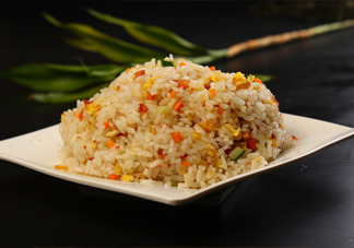 做蛋炒飯用什么米飯好？一碗蛋炒飯?jiān)摲哦嗌儆?><p><strong>做蛋炒飯用什么米飯好？一碗蛋炒飯?jiān)摲哦嗌儆?/strong></p></a></li> 	     </ul>
		</div>
	   <div   id=