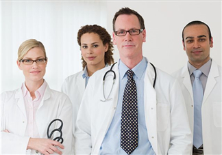 牙周炎需要吃藥嗎？牙周炎需要忌口嗎？