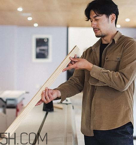 燈芯絨面料會掉色嗎？燈芯絨怎么洗不掉色？