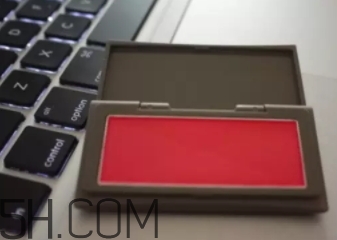 番茄色口紅顯白嗎？番茄色口紅好看嗎？