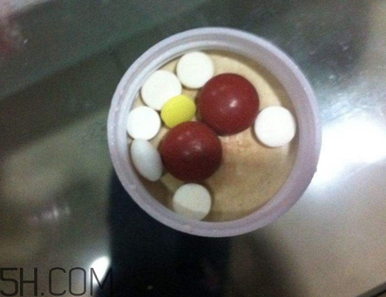 吃安定片可以喝酒嗎？安定片能和茶一起吃嗎？