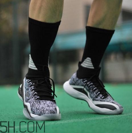 361度戟鋒籃球鞋多少錢？361度戟鋒籃球鞋實戰(zhàn)測評