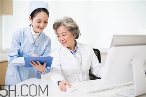 胃出血有什么癥狀？胃出血吃什么食物好？