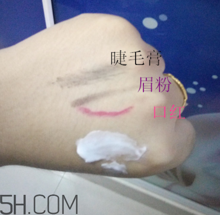 一葉子酪梨潔面乳怎么樣？一葉子酪梨潔面乳好用嗎？