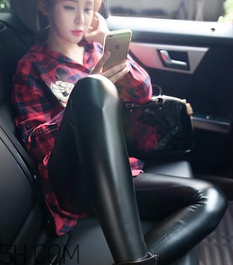 皮褲為什么會掉皮？皮褲掉皮怎么辦？