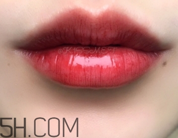 ysl唇釉28試色 ysl鏡光唇釉28試色圖 ysl唇釉28試色 ysl鏡光唇釉28試色圖