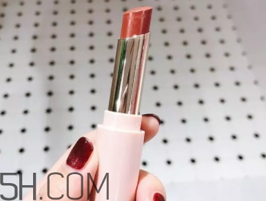 伊蒂之屋瓷光金管口紅怎么樣？愛麗小屋金管口紅好看嗎