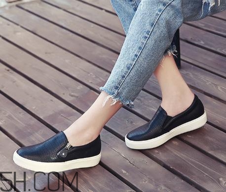 樂福鞋要穿襪子嗎？樂福鞋配什么襪子？