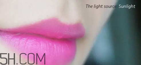 mistine羽翼口紅哪個(gè)色最火？mistine口紅在泰國(guó)賣(mài)多少錢(qián)？