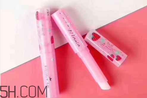 怎么區(qū)分真假mistine草莓變色唇膏？mistine草莓變色唇膏主要功效