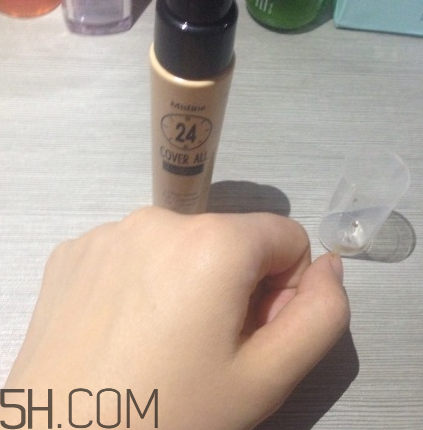 mistine24小時粉底液色號 mistine24小時粉底液價格 mistine24小時粉底液色號 mistine24小時粉底液價格