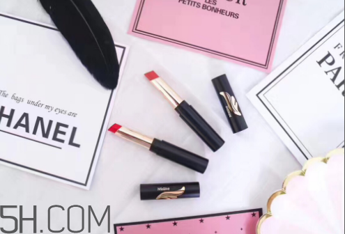 mistine羽翼口紅哪個(gè)色最火？mistine口紅在泰國(guó)賣(mài)多少錢(qián)？