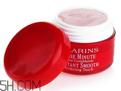 修容霜和隔離霜的區(qū)別 修容霜和隔離霜的順序 修容霜和隔離霜的區(qū)別 修容霜和隔離霜的順序