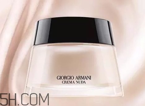 修顏霜什么時(shí)候用 修顏霜的正確使用步驟 修顏霜什么時(shí)候用 修顏霜的正確使用步驟