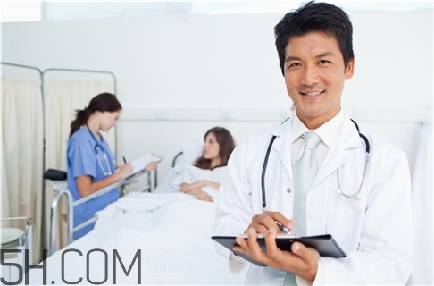 骨折對(duì)位線好會(huì)移位嗎？骨折對(duì)人一生影響大嗎？