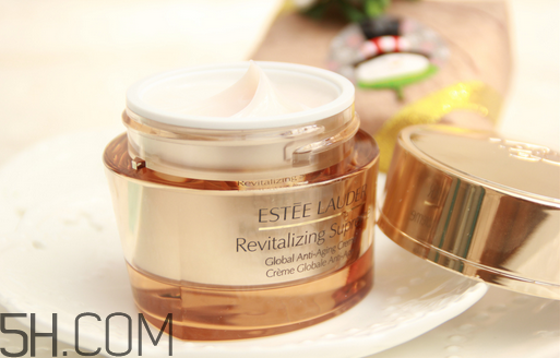 雅詩(shī)蘭黛多效智妍面霜專(zhuān)柜價(jià)格 雅詩(shī)蘭黛多效智妍面霜和精華霜的區(qū)別