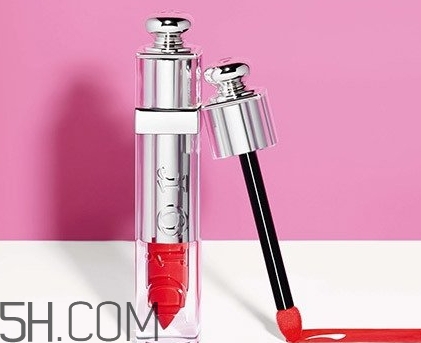 草莓紅口紅是什么顏色？草莓紅口紅效果圖