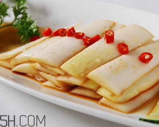 蘿卜皮和蘿卜肉哪個(gè)比較有營(yíng)養(yǎng)？醬泡蘿卜皮要加白糖嗎