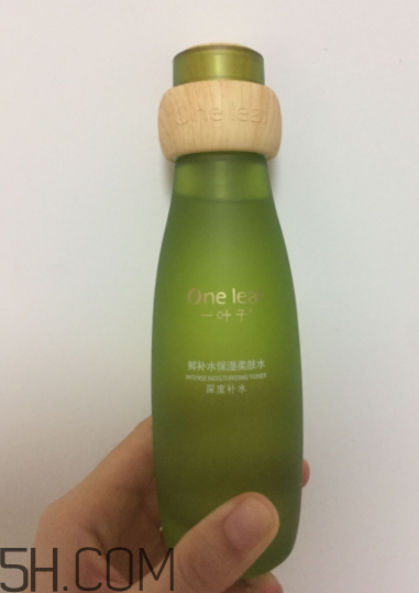 一葉子鮮補水柔膚水怎么樣？一葉子鮮補水柔膚水好用嗎？