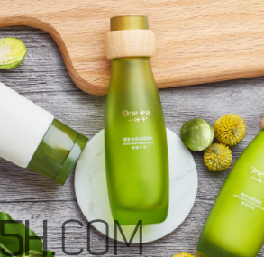 一葉子鮮補水柔膚水怎么樣？一葉子鮮補水柔膚水好用嗎？