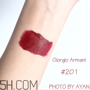 阿瑪尼紅管201多少錢？阿瑪尼紅管201停產(chǎn)了嗎？