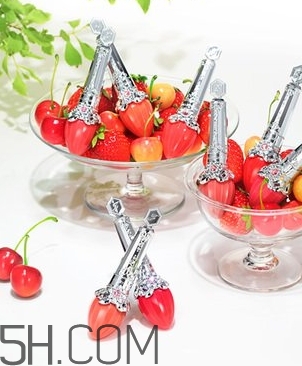 草莓紅口紅是什么顏色？草莓紅口紅效果圖