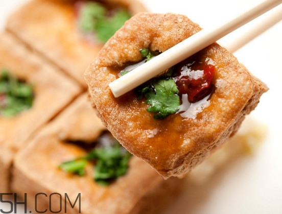 臭豆腐是誰發(fā)明的？臭豆腐是哪里的特產