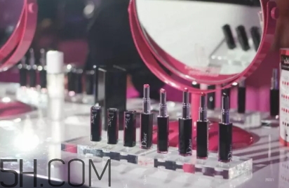 迪奧857什么色？迪奧857口紅試色