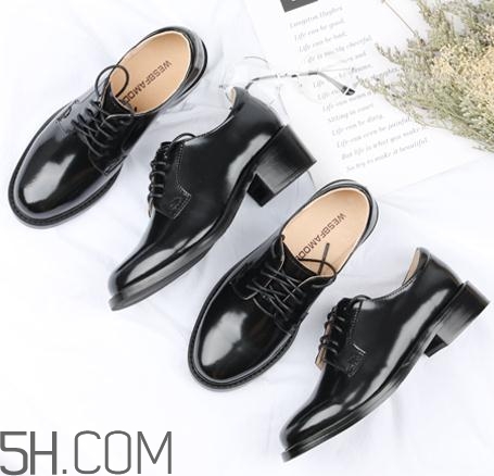 牛皮鞋沾上油怎么辦？牛皮鞋上的油漬怎么去除？