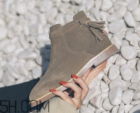 磨砂皮鞋子掉色怎么辦？磨砂鞋子發(fā)白怎么辦？