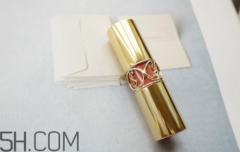 ysl唇膏哪個(gè)滋潤(rùn) ysl方管熱門(mén)色號(hào)推薦