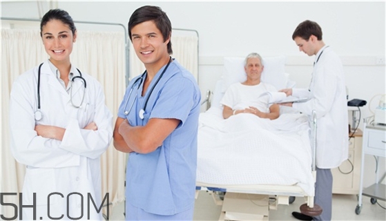 骨折用的鋼板多少錢？骨折用鋼板好還是鋼釘好？