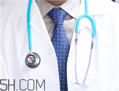 骨折需要打消炎針嗎？骨折打石膏多久能拆？