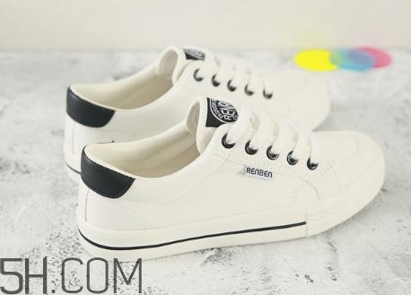 板鞋要買(mǎi)大一碼嗎？板鞋會(huì)越穿越大嗎？