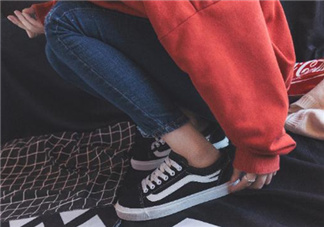 板鞋可以用來跑步嗎？板鞋可以打籃球嗎？