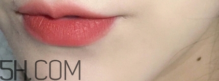 tf黑管16和mac chili一樣嗎？tf16和chili試色對(duì)比